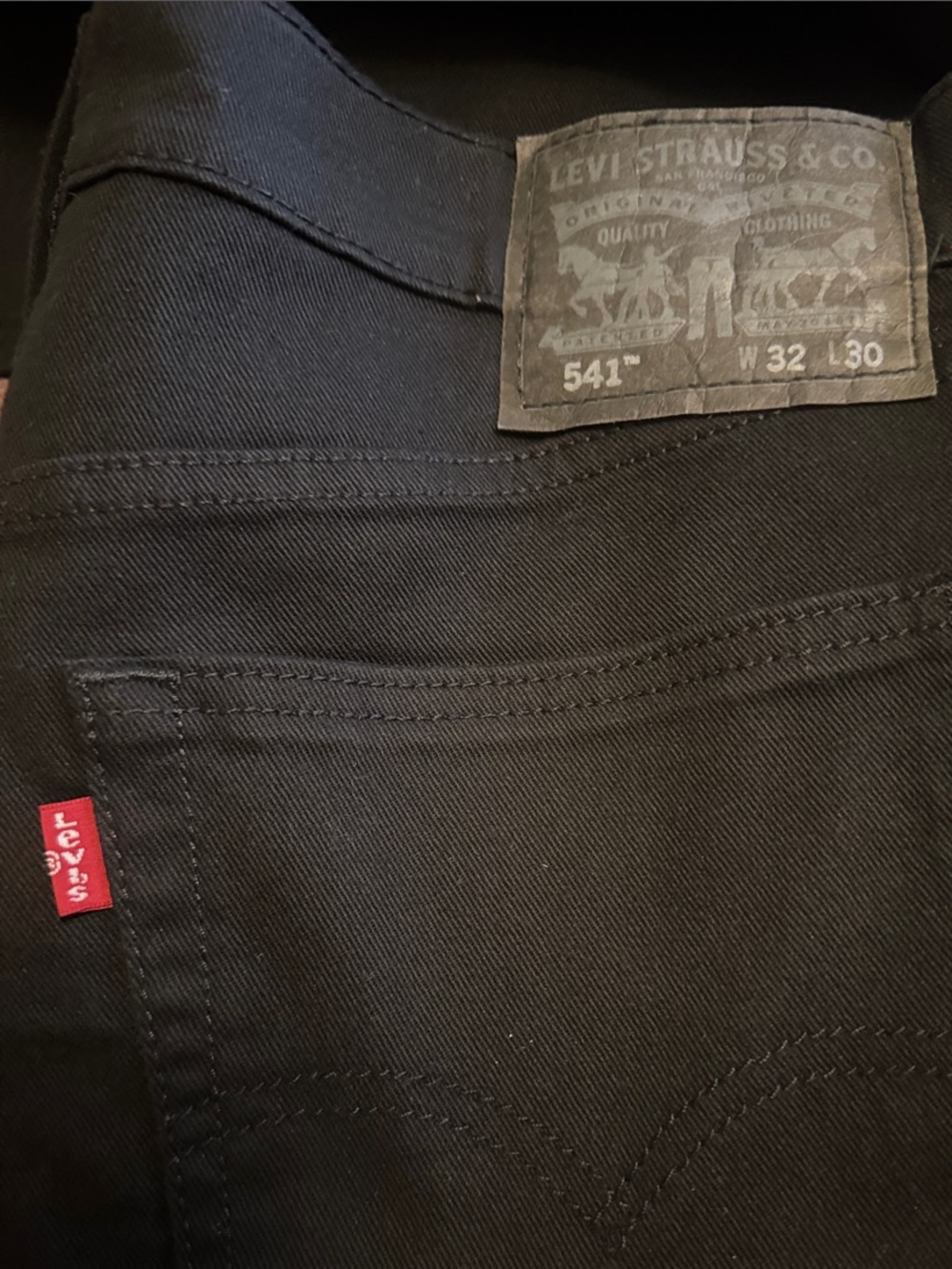 Levi’s Black Jeans 541 Straight Fit - Picture 7 of 7